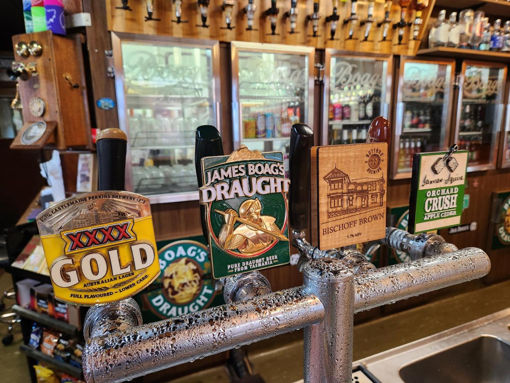 Bischoff Hotel Waratah